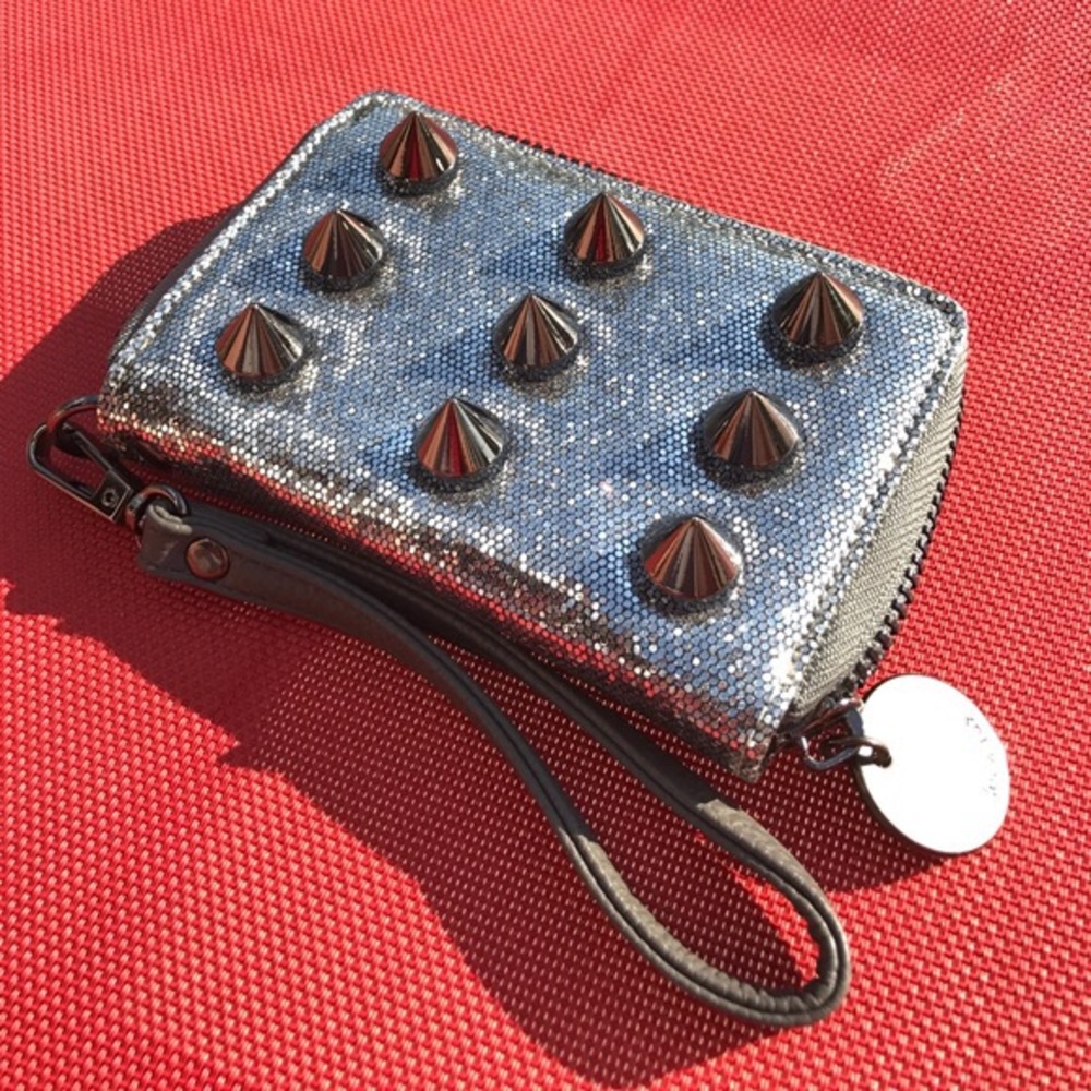 DEUX LUX SPIKED WRISTLET